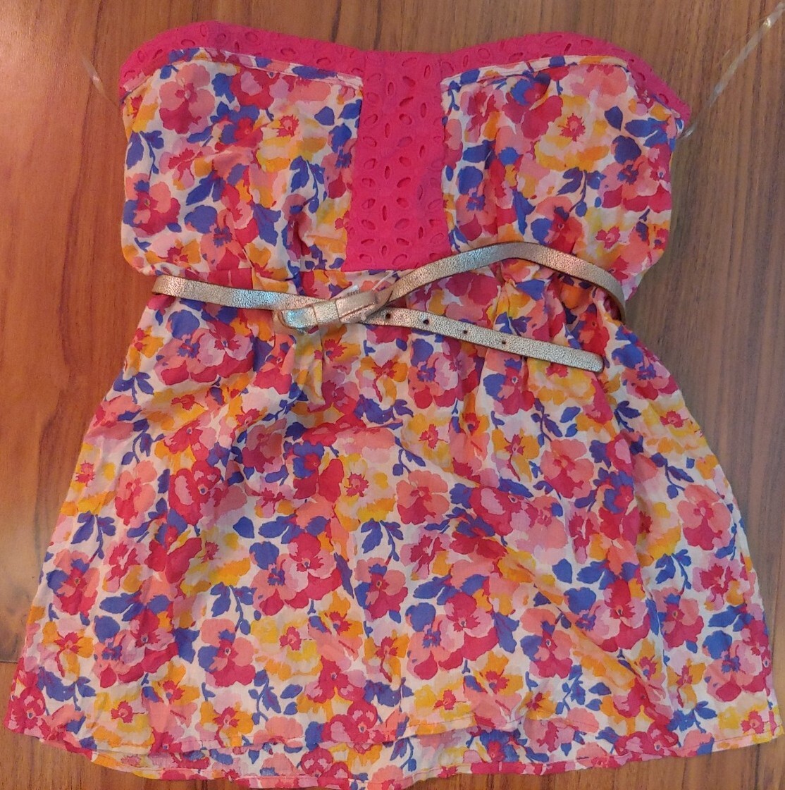 Foto 1 di 4