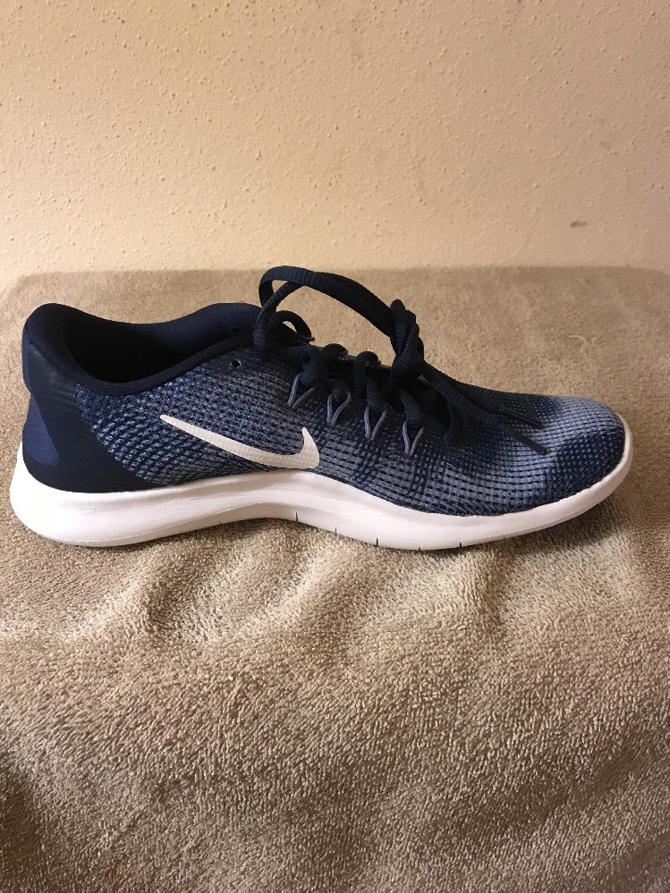 Womem’s Nike Flex RN 2018 Running Shoes New Navy/White Comfortable Seasonal price cuts, discount benefits Womem’s Nike Flex RN 2018 Running Shoes New Navy/White Comfortable Seasonal price cuts, discount benefits