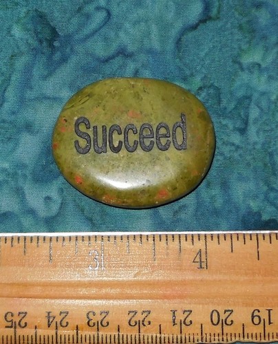 Éxito Meditación Genuino Unakita Piedra Preciosa NUEVO Bolso Protección Piedra Jardinero - Imagen 3 de 3