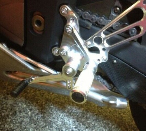 pour MV Agusta F4 2010-2014 Commandes Reculées Repose-pieds Adjustable Rearsets - Photo 6/6