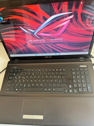 Asus A93S 18,4") Full HD i7 2670QM, 32GB , 2 TB SSD.1TB HDD.,Win 11,Blu-ray