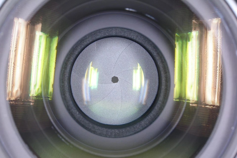 阅读! SIC 329xxx【完好】尼康 Ais Nikkor 35 毫米 F2 广角镜头日本制造 — 第 4/4 张图片