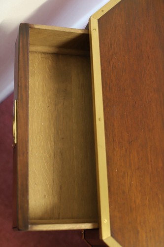 Stunning R.E.H. Kennedy Military Campaign Centre Table - Picture 13 of 15