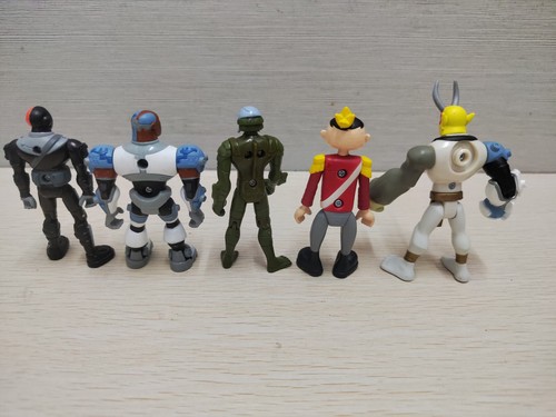 5 Stück DC Comics Universum Teen Titans Go Slade The Puppet King Trident & Cybrog - Bild 2 von 3