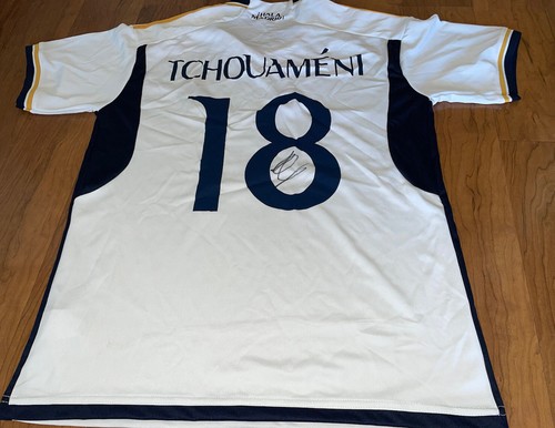 Aurelien Tchouameni signiertes Real Madrid Trikot mit Nachweis - Bild 1 von 5