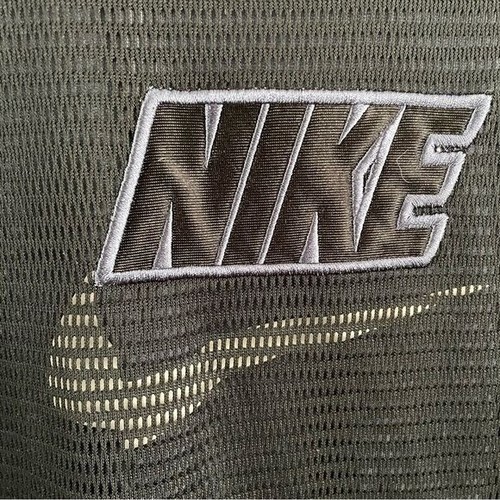 Nike Boys Large 14-16 Mesh Logo Shirt Sporty Athletic Streetwear Cropped READ - Picture 2 of 14