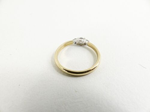 18ct Gold Diamond Ring Three Stone Hallmarked 0.20ct Size N with gift box - Picture 10 of 11