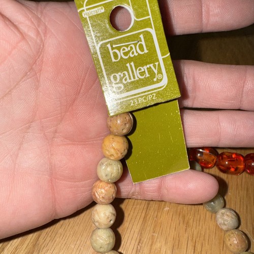 Bead Gallery Jewelry Craft Lot Soapstone & Acrylic Mix New - Picture 7 of 8