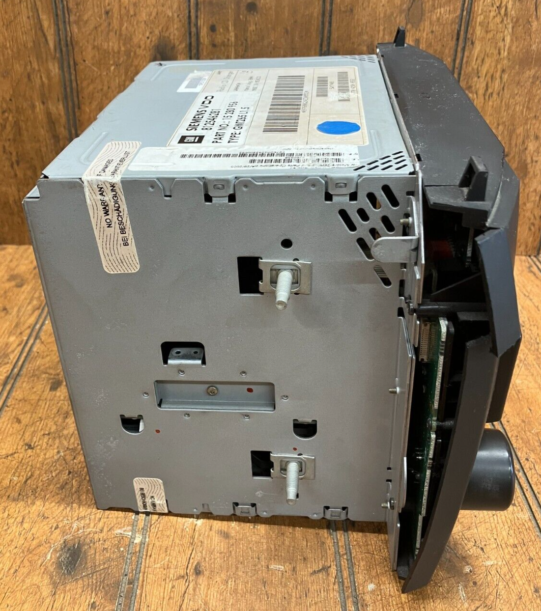 GM Siemens VDO Radio CD Changer 812546281 Part No 15280956