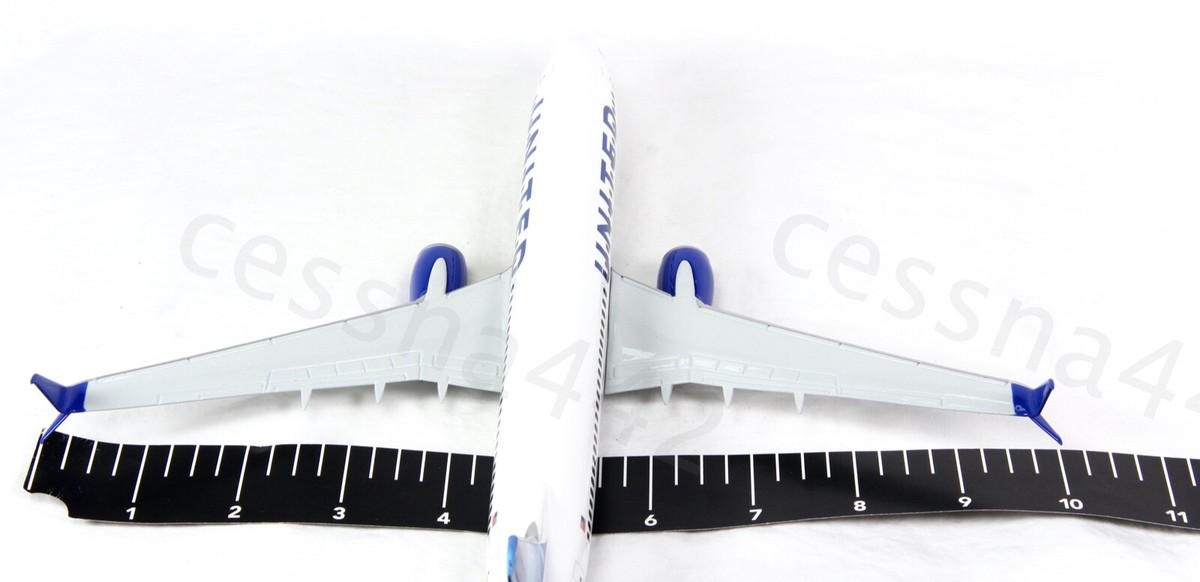 PACMIN スターウォーズ　United airline 1/144 PACMIN UNITED Airlines Boeing 737-800 Scimitar Aircraft