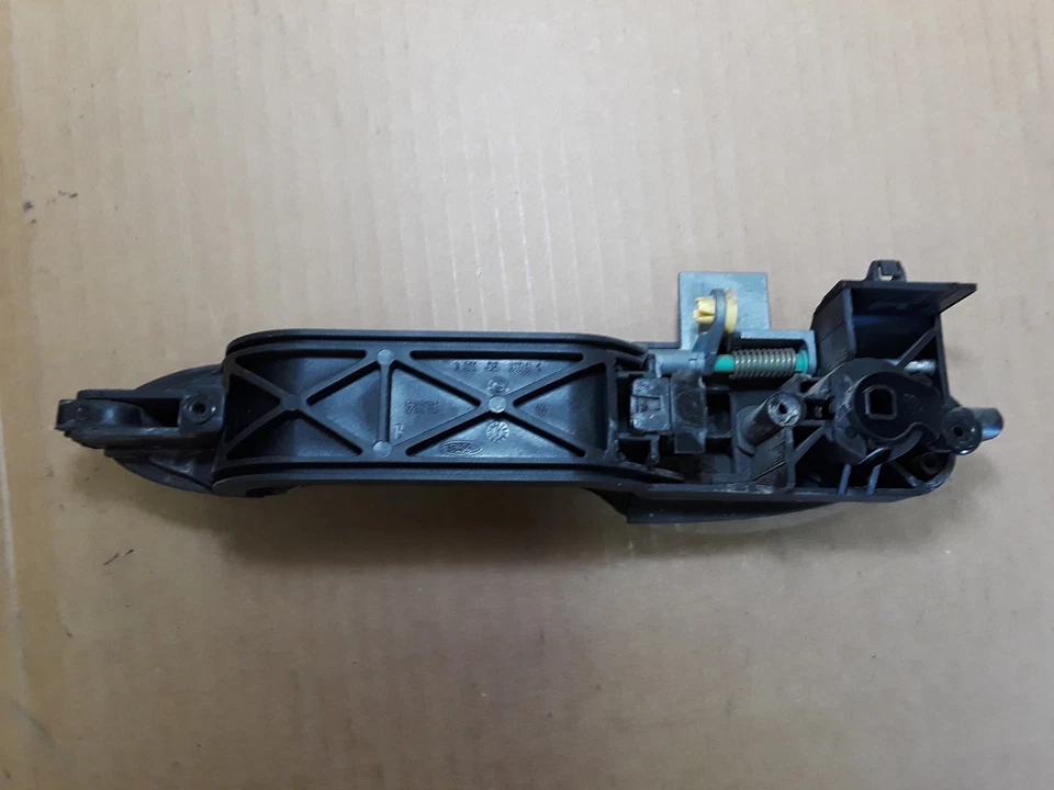 Manija de puerta exterior delantera derecha Ford Focus 2002 2007 OEM NEGRO J051 Foto 3 de 4