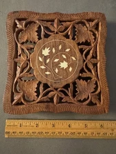 ORANTE CARVED WOOD WOODEN FOOTED FLOWER LEAF INLAY TRIVET HOT PAD HOLDER INDIA