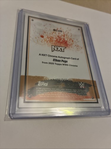 2025 Topps Chrome WWE - Nxt Autographs Ethan Page #NXT-EPG Orange Refractor /25  - Bild 2 von 3