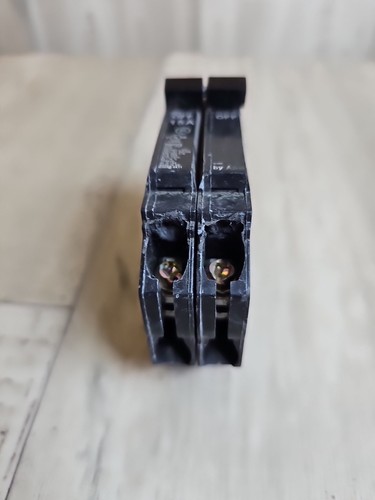 Siemens / GE THQP215 15A 2-Pole Thin Breaker QP Type Panel Compatible - Picture 2 of 4