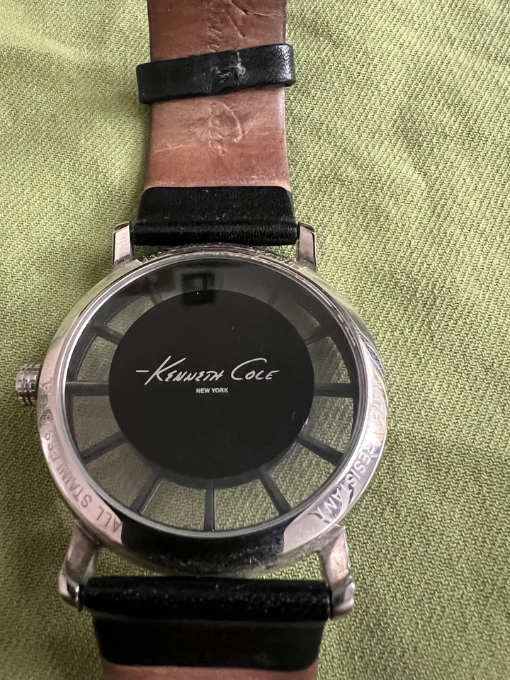 Kenneth Cole NY Watch Black Leather Strap - Needs Battery - Image 4 of 4