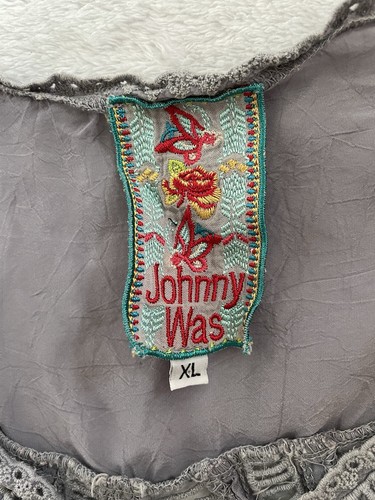 Johnny Was Women Top Blouse XL Gray Short Sleeves Embroidered Floral Bohemian - Picture 9 of 10