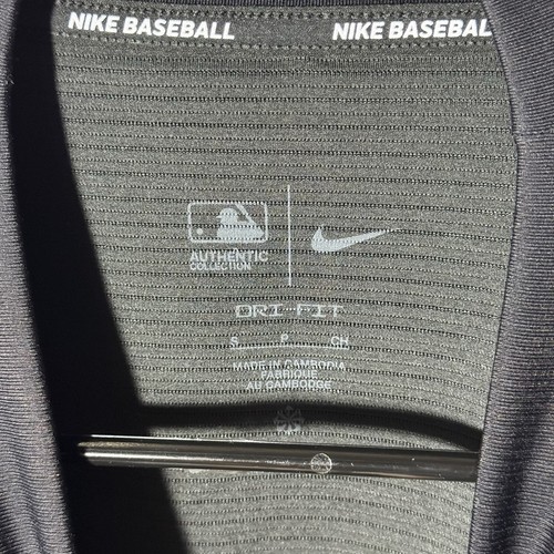 Hombres Talla S NY Yankees Nike Azul Marino Auténtica Colección Jugador Dri-FIT Ligero - Imagen 7 de 10