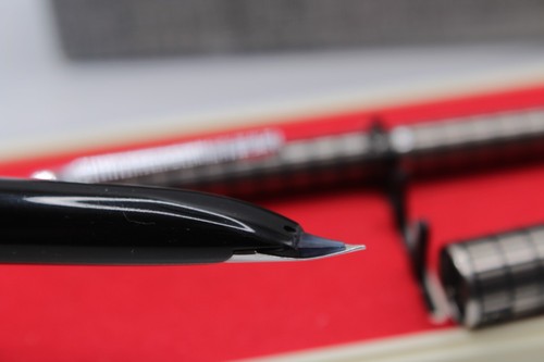 Vintage PILOT Elite Silber Karomuster Füllfederhalter Kugelschreiber Set Etui - Bild 15 von 24