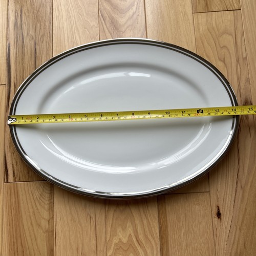 Royal Doulton Pure Platinum Porcelain Oval Serving Platter 14 3/8” X 10.25” 2005 - Picture 2 of 4