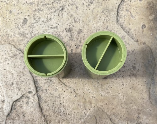 Juego de coctelera de sal y pimienta de plástico MCM verde aguacate elegante kitsch años 70 - Imagen 5 de 5