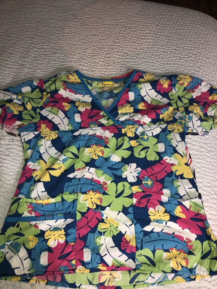 Wonderwink Scrub Tops Foto 2 de 3