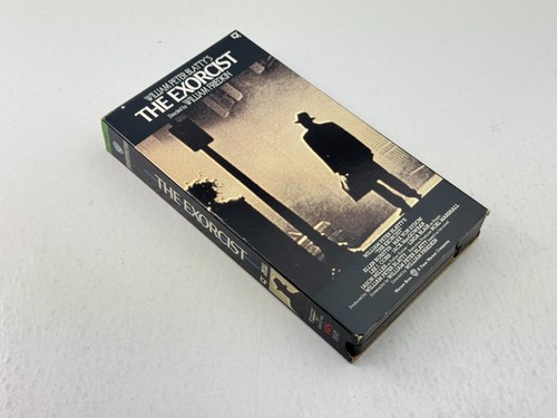 Vintage 1997 The Exorcist VHS Tape Linda Blair Horror Thriller - Picture 1 of 3