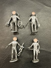 Vintage Lot Of 4 SPACE MEN 3 Grey Plastic Astronauts Outer UFO Explorers H.K.