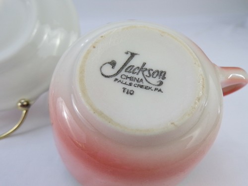 Vintage Jackson China Airbrushed Cup & Saucer Rare "San Remo" Pattern Peach - Picture 5 of 9