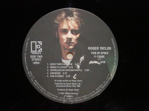 Roger Taylor ‎–  Fun In Space P-11000E Japan Insert Inner sleeve Obi Near Mint - Picture 6 of 7