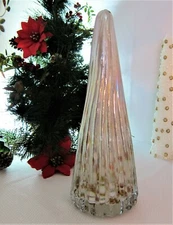 Mikasa Art Glass Christmas Tree Ribbed Iridescent Murano Style 12" #2