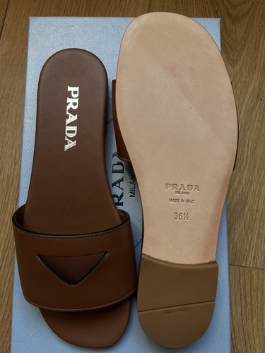 Prada Leather Logo Cut Out Sliders Size 3,5. RRP 480£ - Picture 4 of 5