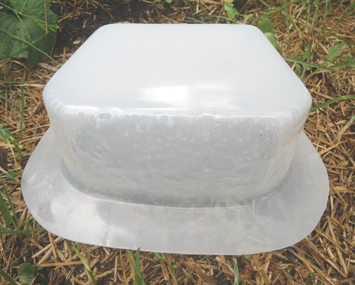 Retaining wall brick mold concrete poly plastic mould 7.5" W x 5" x 3.25" - Picture 3 of 5