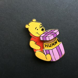 WDW-A-Gift-for-Winnie-The-Pooh-Slider-LE-3500-Disney-Pin-17774