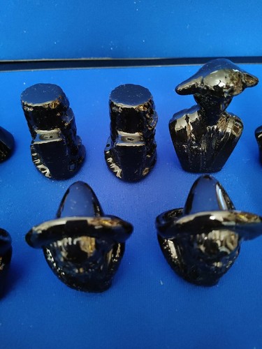 Mexican Western Alamo Porcelain Chess Pieces - Picture 5 of 12