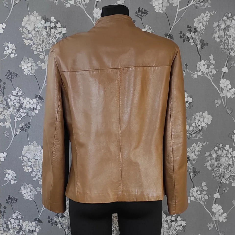 VINTAGE 90'S BETTY BARCLAY BIKER STYLE LIGHT BROWN LEATHER JACKET. GRÖSSE: ME... - Bild 4 von 4