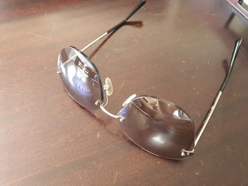 CHANEL Lady's Cat Eye Sunglasses. CH4237 Grey/Mirror Silver Sunglasses.Cost £388 - Picture 2 of 12