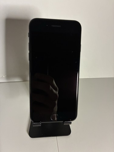 Apple iPhone SE 2020 (2nd Gen) 100% battery - 64GB - Black - Unlocked -Excellent - Picture 6 of 17