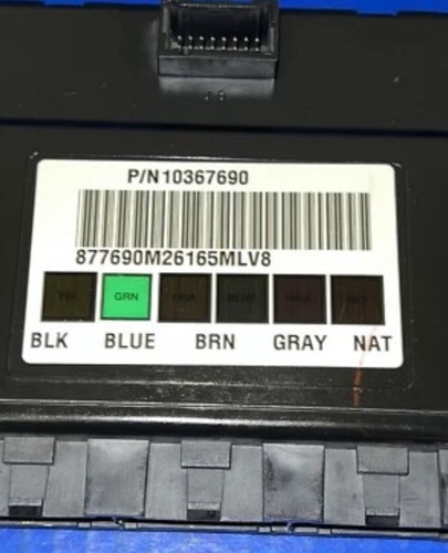 2003 - 2006 Tahoe Body Control Module 10367690 Programmed To Your VIN BCM - Picture 2 of 3