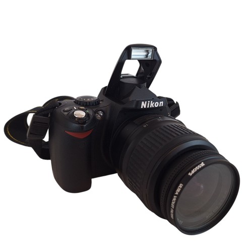 Nikon D40 Digital SLR Camera With AF-S DX Nikkor ED 18-55mm 1:3.5-5.6GII Lens - Picture 11 of 24