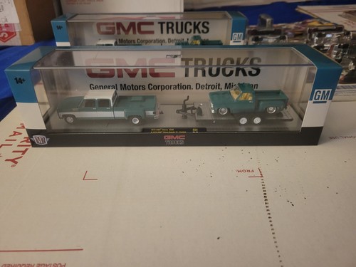 M2 MACHINES 1973 GMC SIERRA 3500 DUALLY & 1976 GMC SIERRA GRANDE 15 SQUAREBODY - Picture 3 of 8
