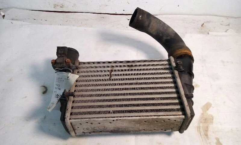  Intercooler Audi A4 99-02 1,8 L ID motor ATW Volkswagen Passat Foto 2 de 4