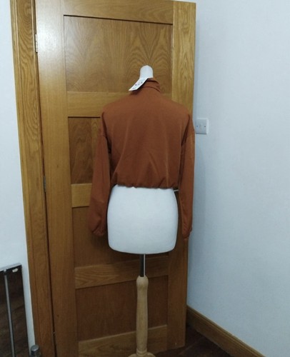 Made In Italy Full Zip long sleeve cropped top Colour Brown One Size 8-16 - Picture 3 of 5