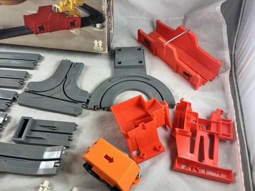 TOMY Big Loader Construction Set 5001 Original Box Vintage 1977 for Parts Repair - Picture 4 of 13