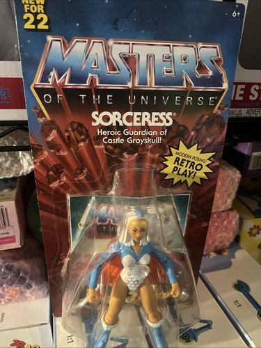 NIB Mattel Masters of the Universe Origins Sorceress Action Figure - HDR91 - Picture 3 of 11