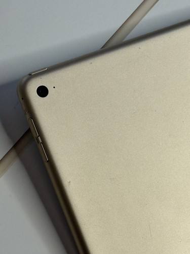 Apple iPad Air 2 Wi-Fi 16 GB 9,7 in oro modello A1566 con scatola - Foto 12 di 19