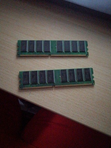 ADATA DDR AD1400001GMU 1GB PC3200 400MHz CL3 184 Pin - Foto 2 di 2