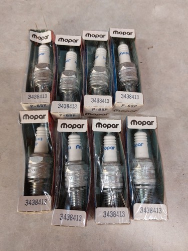 NOS Mopar spark plugs 3438413 P-65P V8  1967-1976 318 360 Dodge Plymouth 68 72 - Picture 3 of 6