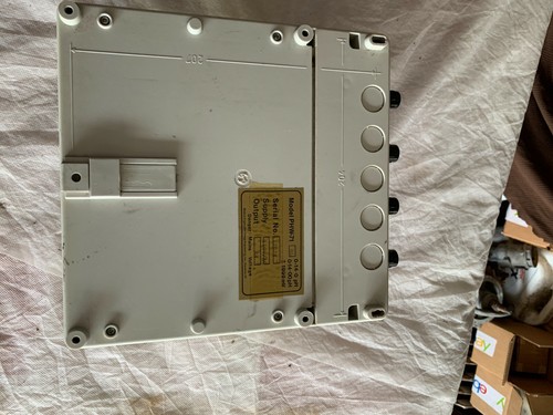 Omega PHW-71 Waterproof and Panel Mount pH Meter - Picture 6 of 7