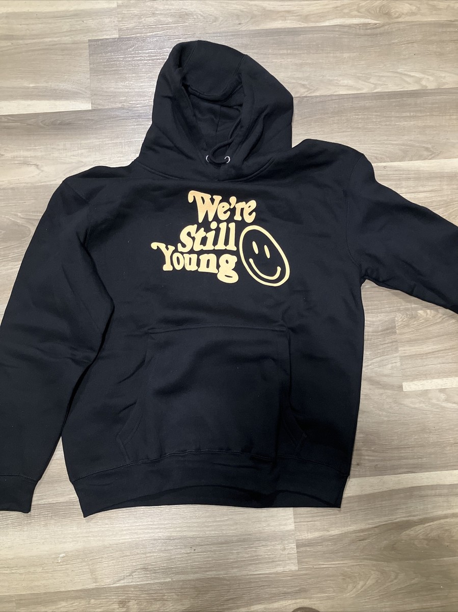 Fanjoy Hoody Sweatshirt We’re Still Young Mens XL Smiley Face Black Hoodie NWT