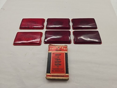 Lote de piezas lente de luz trasera Oldsmobile 1942 y 1947, pieza de vidrio original # T 338 - Imagen 1 de 3